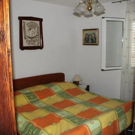 Apartment Budimir *